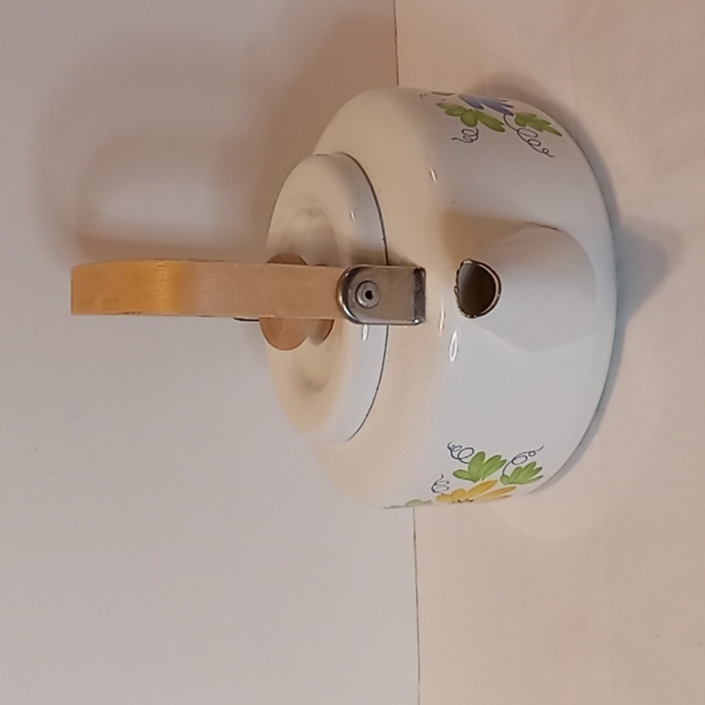 Vintage Floral MCM White Enamel And Wood Teapot/Kettle - Picture 4 of 12